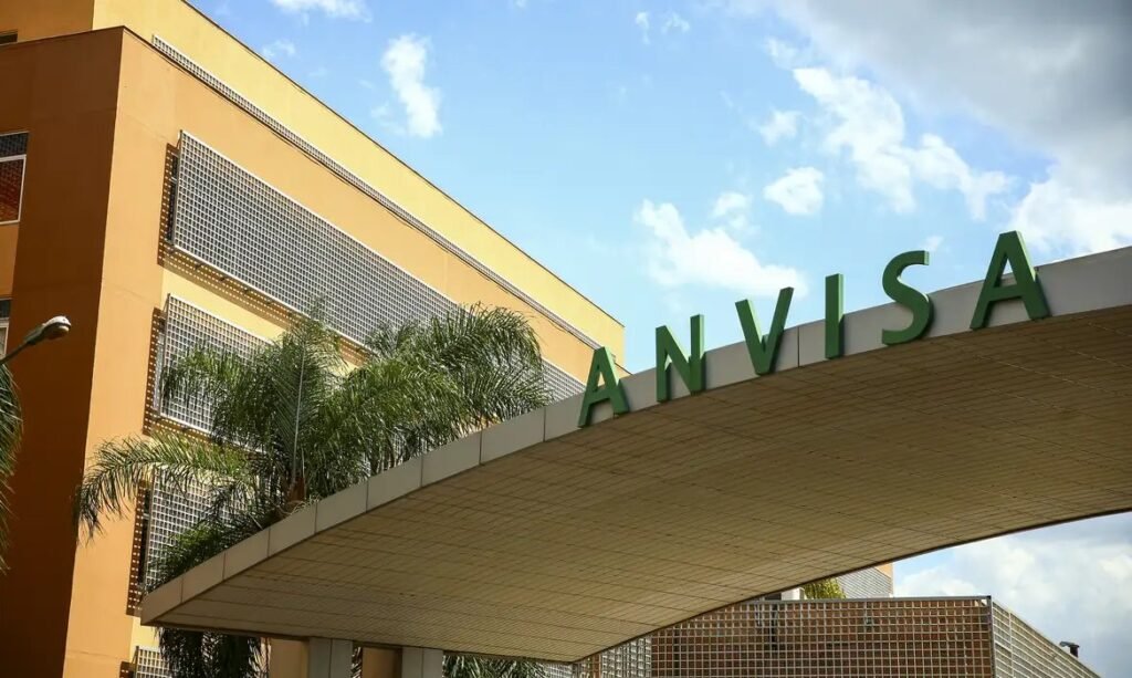Anvisa manda apreender dois lotes de Ocrevus usados contra esclerose múltipla