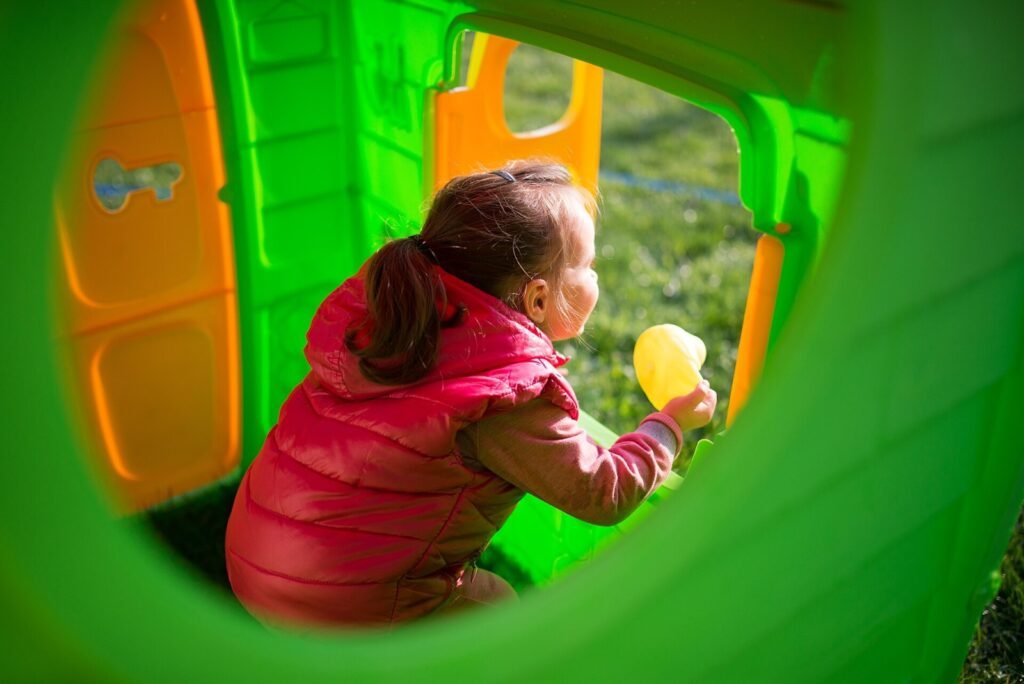 Atividades ao ar livre podem ajudar nos cuidados com a miopia infantil