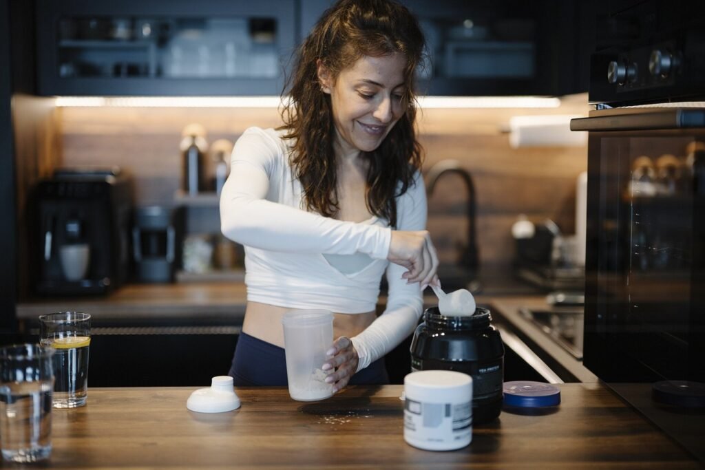 Creatina e suplementos de proteína fazem mal aos rins? Veja o que dizem os estudos