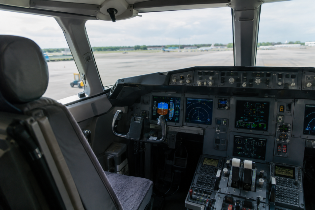 Esposa de Lito Sousa desmente notícia de melhora no estado de saúde do piloto