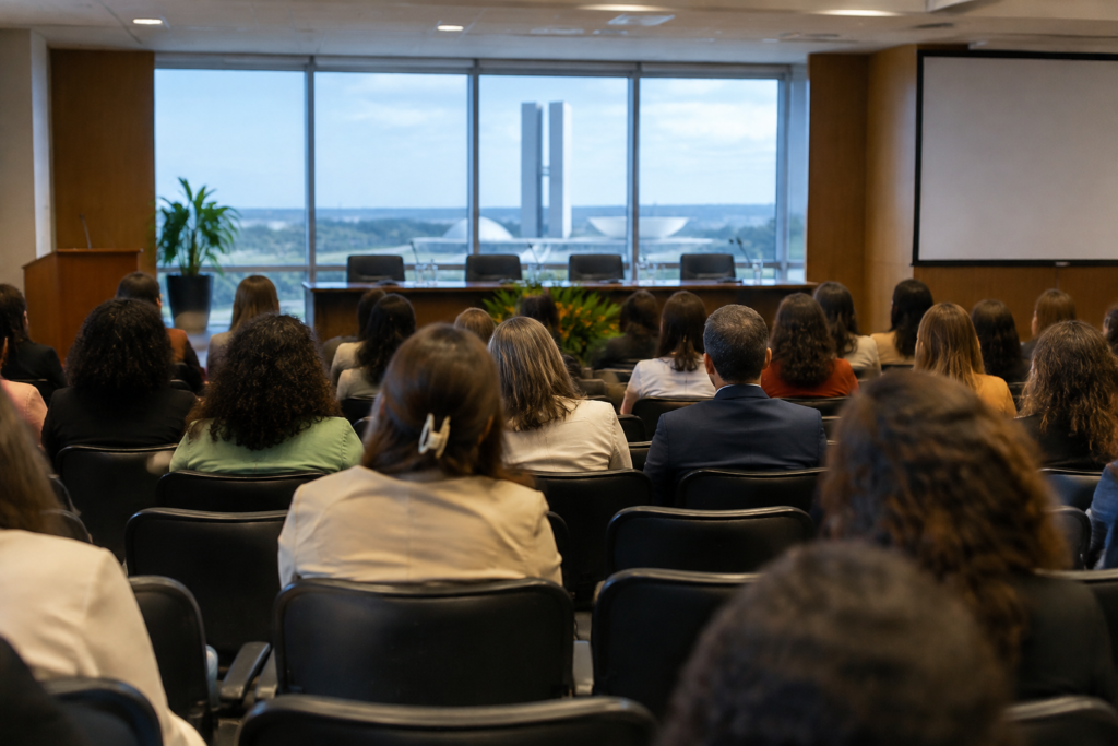 Professor Robson propõe ampliar rede de saúde mental no DF Professor Robson propõe ampliar rede de saúde mental no DF