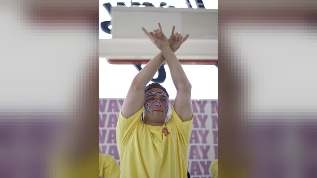 Tim Janus, campeão de competições de comida, morre aos 49 anos Tim Janus