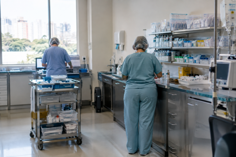 Câncer de pulmão metastático: Anvisa aprova Cejemly para tratamento inicial