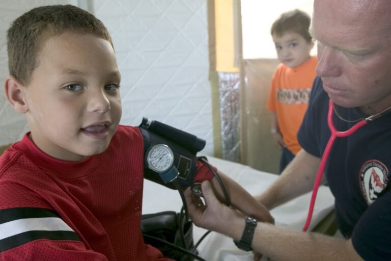 Hipertensão infantil: estudo encontra pressão alta em 28,3% dos participantes