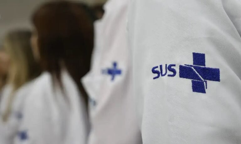 Mais Médicos Especialistas 2026: 224 vagas e inscrições até 29 de outubro