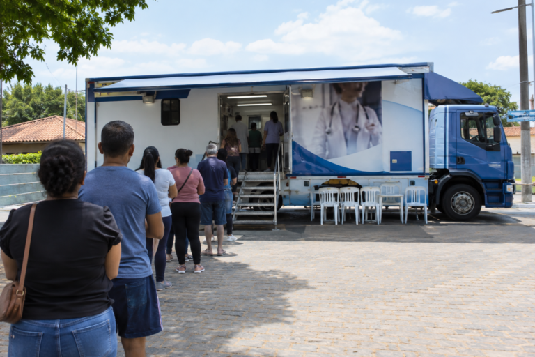 Mamografia gratuita: Sesc prevê 10 mil exames no Outubro Rosa de 2026