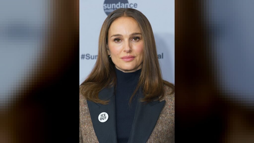 Natalie Portman fala sobre o terceiro filho, nascido em Paris Natalie Portman