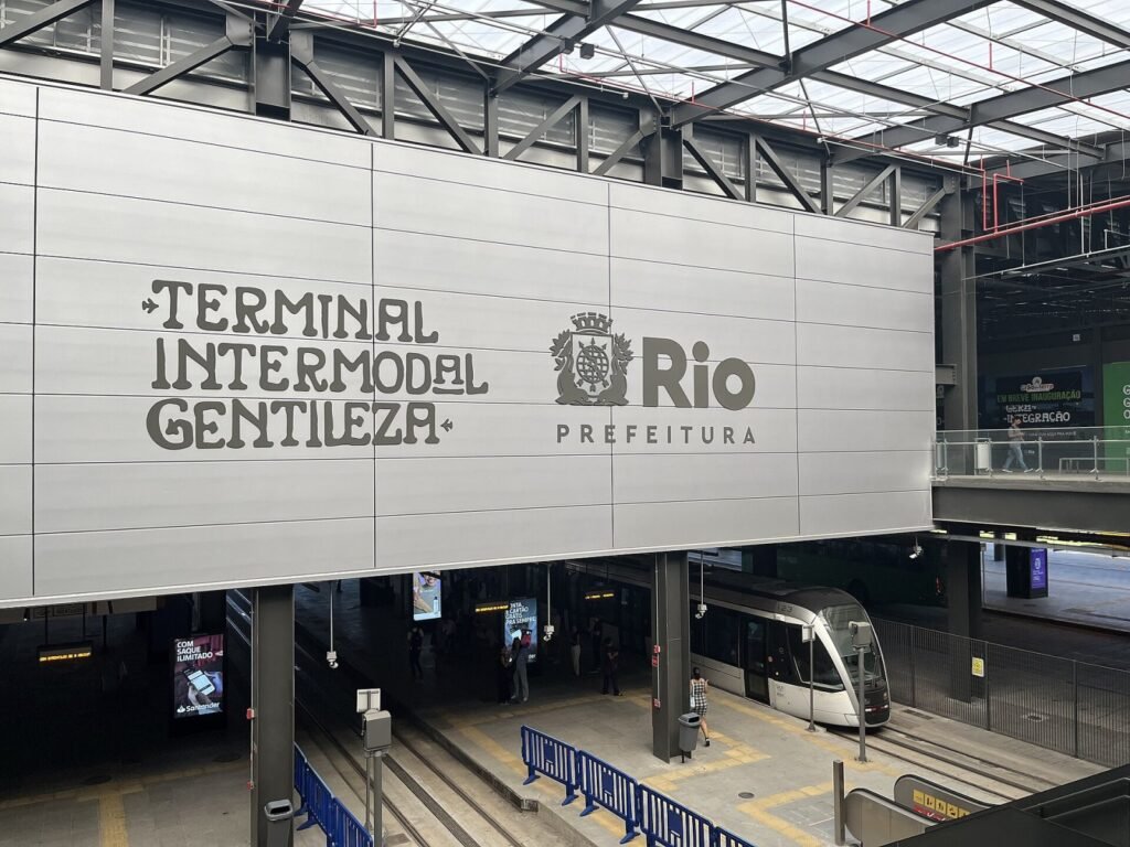 Vacinação no Terminal Gentileza oferece doses contra gripe e meningite Terminal Gentileza