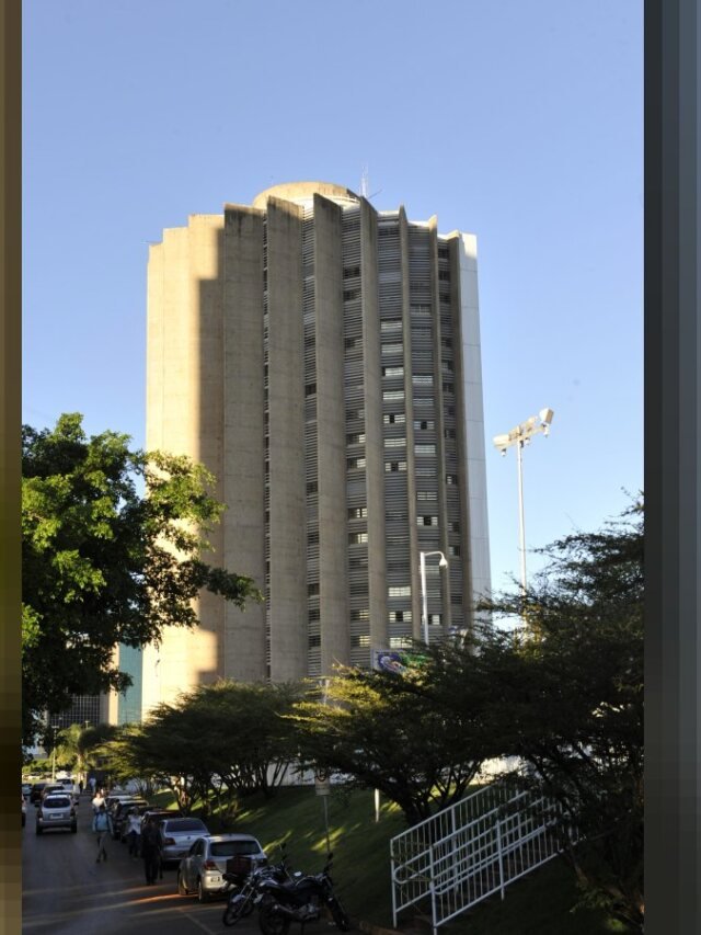TST exige 60% dos empregados da Caixa na greve